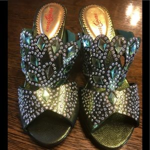 BNWT Fancy Wedge Shoes